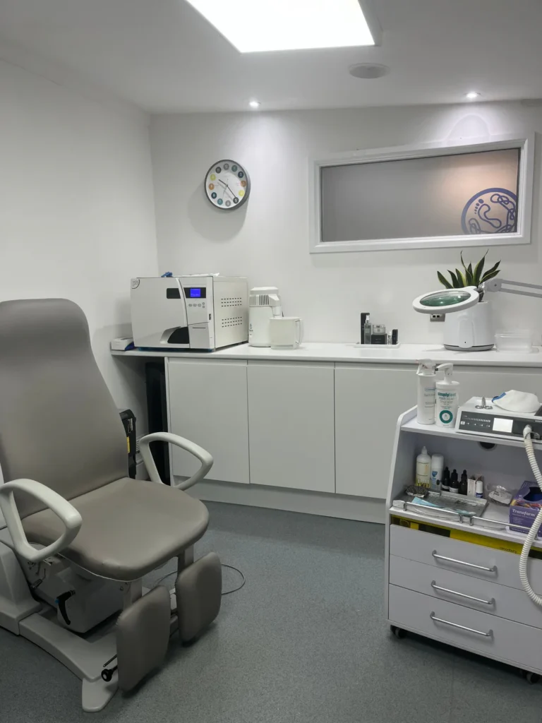 Clinic room f0851851 e853 43de ae78 c28bf4bcddff
